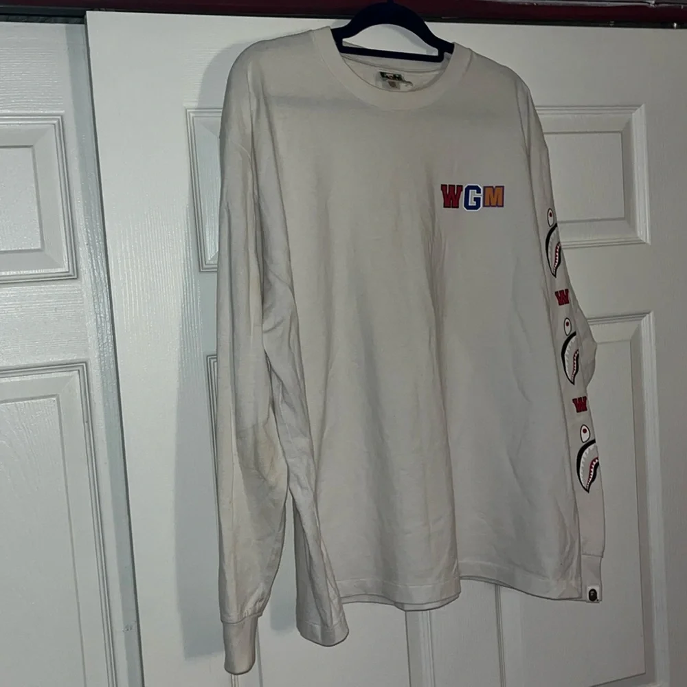 BAPE WGM Shark Relaxed Fit L/S Tee
White - Picture 7 of 8